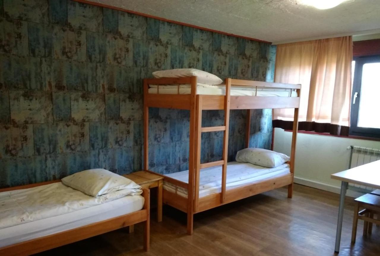 Hostel Siennicka Varşovia Exterior foto